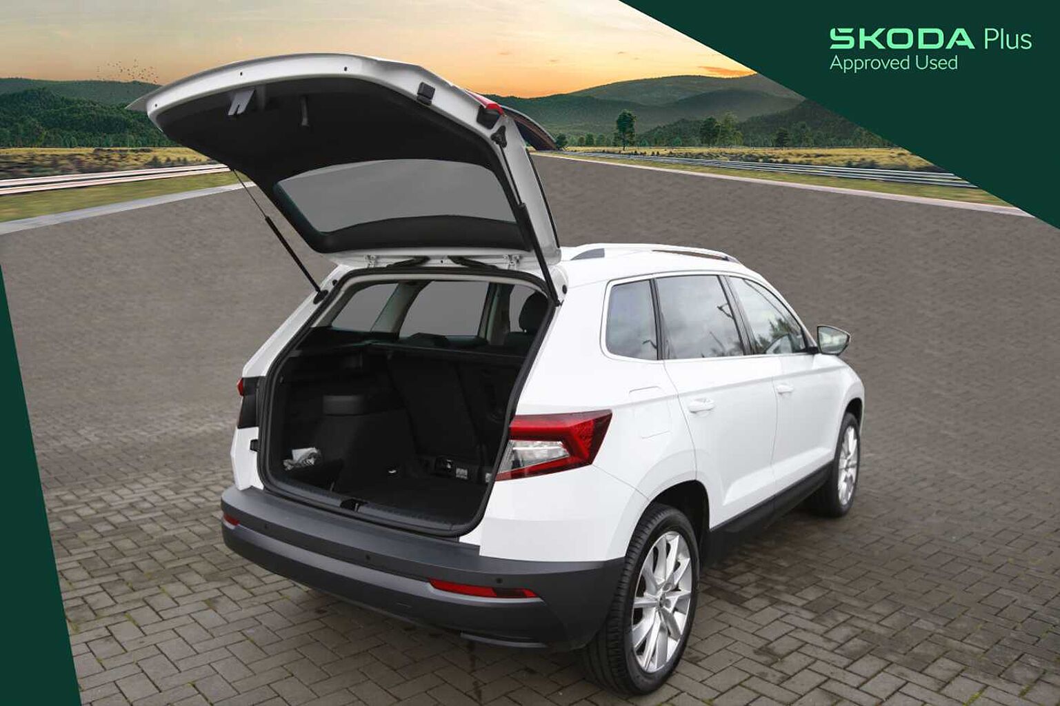 SKODA Karoq SE L 1.5 TSI 150 PS DSG **AUTOMATIC**