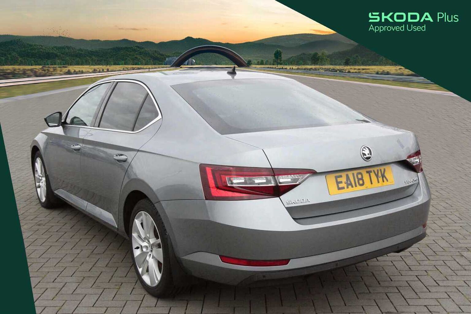 SKODA Superb Hatch SE L Executive 2.0 TDI 150 PS DSG