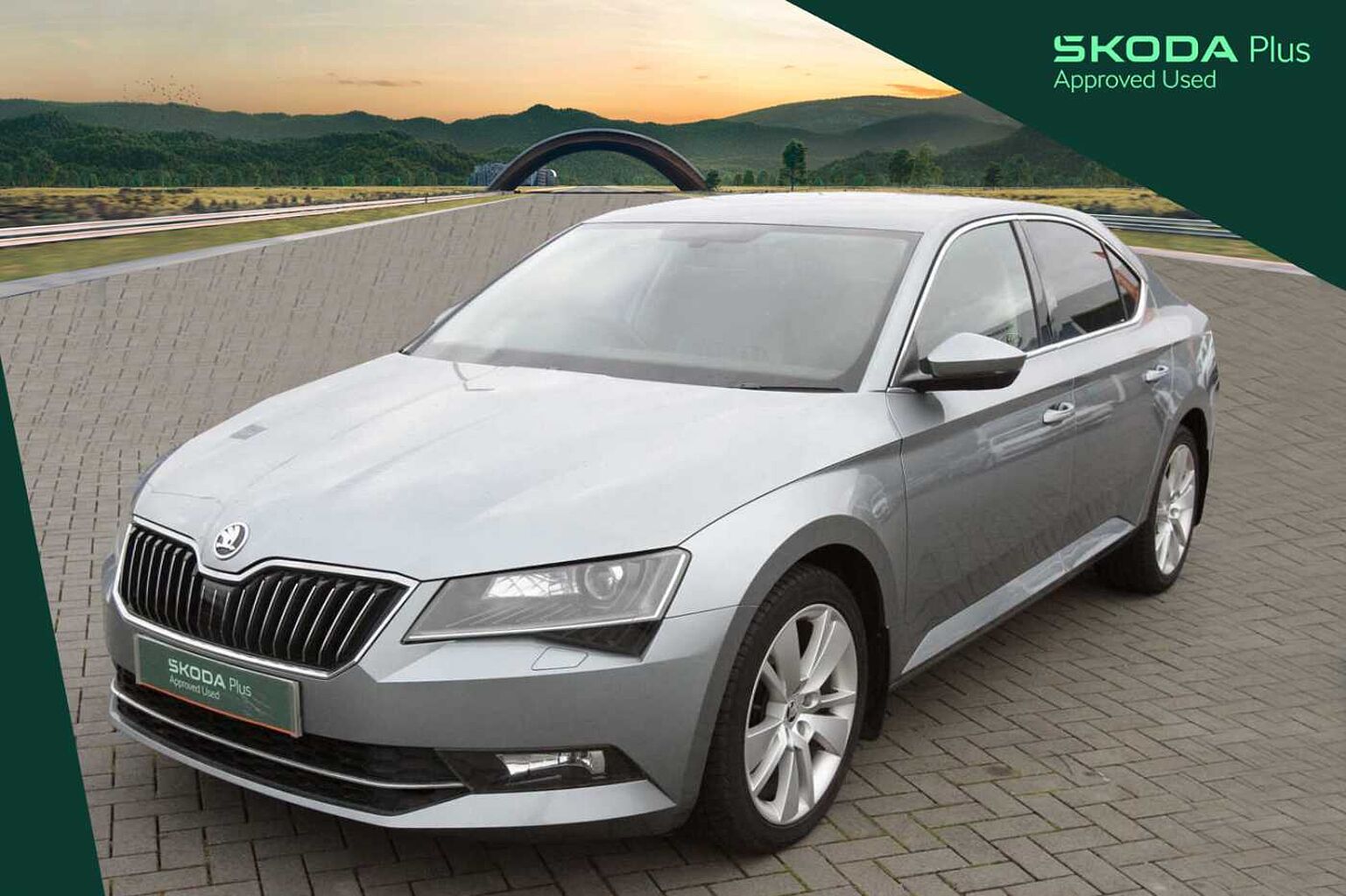 SKODA Superb Hatch SE L Executive 2.0 TDI 150 PS DSG