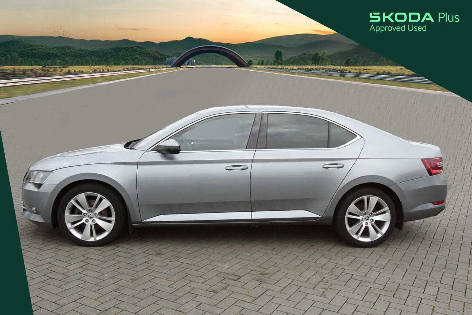 SKODA Superb Hatch SE L Executive 2.0 TDI 150 PS DSG