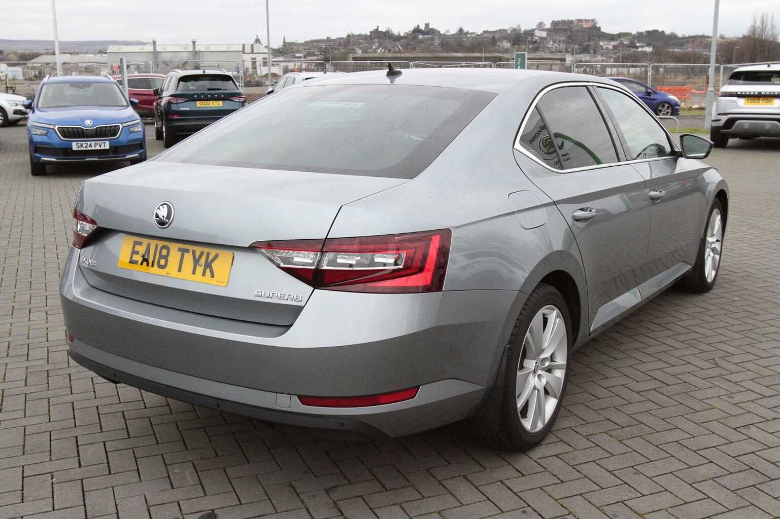 SKODA Superb Hatch SE L Executive 2.0 TDI 150 PS DSG