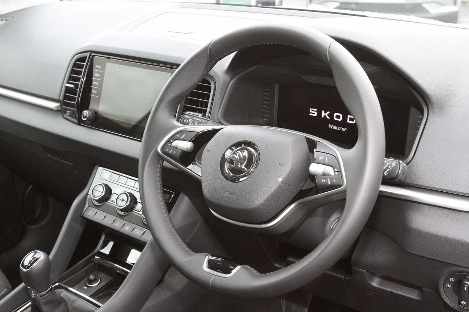 SKODA Karoq 1.0 TSI SE Drive 116 PS 6G Man
