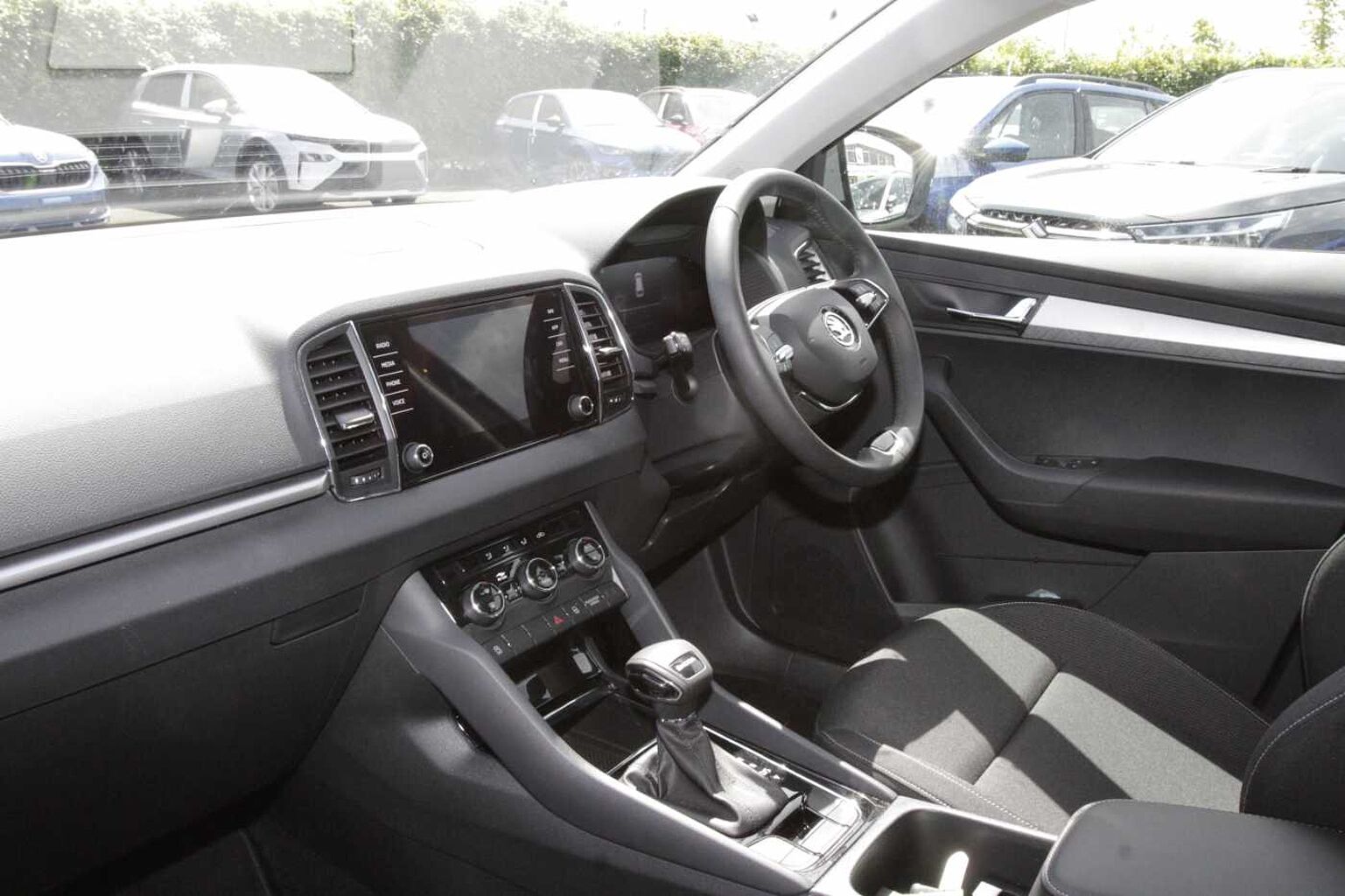 SKODA Karoq SUV 1.5 TSI (150ps) SE Drive ACT DSG